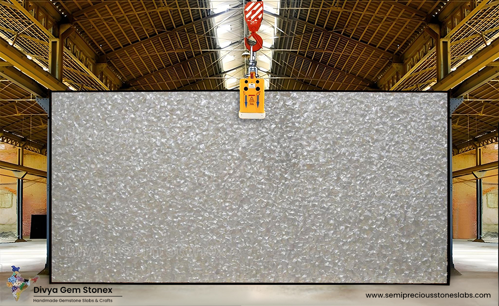 WHITE MOTHER OF PEARL